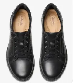Clarks ブラック レザー スニーカー　39
