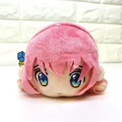 ぼっち・ざ・ろっく！  寝そべりモアプラスぬいぐるみ TVアニメ『ぼっち・ざ・ろっく！』から「ぼっちちゃん」がセガの