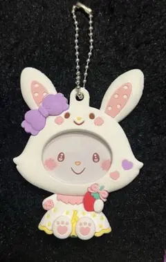 ♡サンリオ＊いちご新聞50周年記念フォトバッジ付きマスコットウィッシュミーメル♡