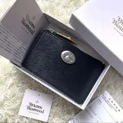 未使用 箱付き ヴィヴィアンウエストウッド フラグメントケース ダークグリーン