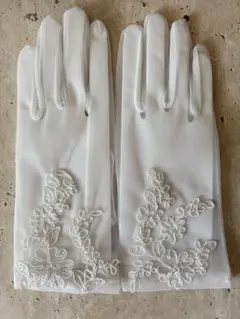 ウェディンググローブ ショート　刺繍入り