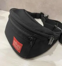 Manhattan Portage ボディバッグ・ウエストポーチ〈ブラック〉