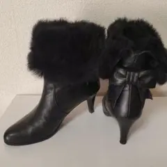 黒レザーショートブーツ