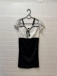 花柄レースタイトドレス