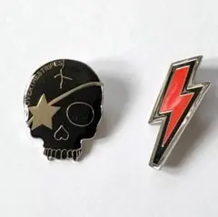 オーバー ザ ストライプス スカル&イナズマ メタルバッチ2個セット