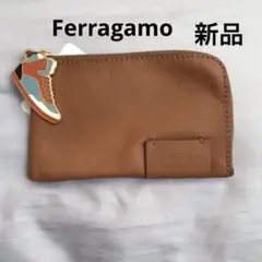 新品未使用 Ferragamo フェラガモ 本革 キーケース カギ入れのサムネイル