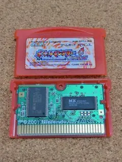 動作品　美品　ポケットモンスター　ファイアレッド　ゲームボーイアドバンス　E4