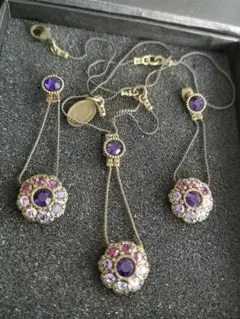 Item thumbnail for item 711a60fc-8569-4de0-8584-c030091cae3c