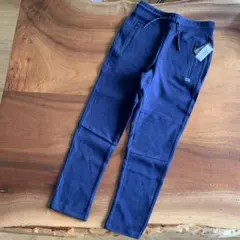 新品未使用 GAP ロングパンツ　ネイビー 130 GapFit
