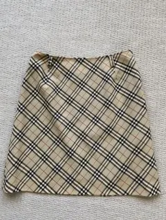 ☆美品☆BURBERRY バーバリーブルーレーベル　チェック柄　スカート☆のサムネイル