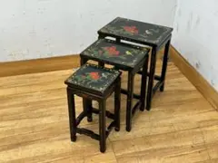 T1686☆ネストテーブル　3点セット　花鳥図　中国美術　漆塗　シノワズリ T1686☆ネストテーブル 3点セット 花鳥図 中国美術 漆塗 シノワズリ