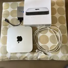 Mac mini 本体 SSDと SATA-USB 変換&電源ケーブル付　箱付きのサムネイル