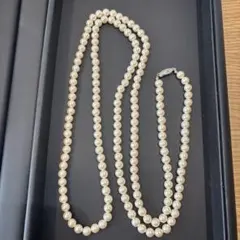 クリーム色パールロングネックレス