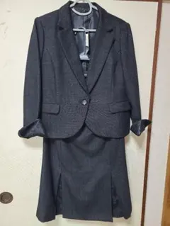 ダークグレー 　スーツセット 　ジャケット　 スカート　2点セット