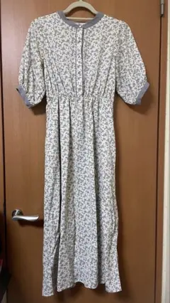 RayCassin レイカズン　花柄ワンピース　半袖