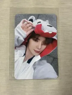 ヨサン　トレカ