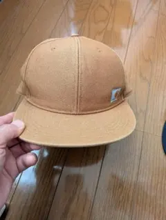 Carhartt オレンジ スナップバックキャップ