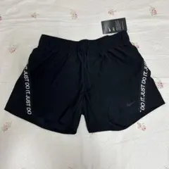 NIKE ショートパンツ ドライフィット