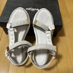美品　プラスダイアナ ＋diana スタッズエアクッションサンダル 23のサムネイル