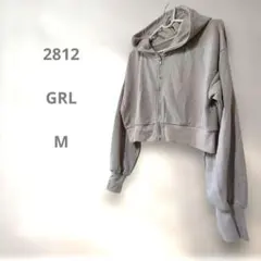 クロップドパーカー