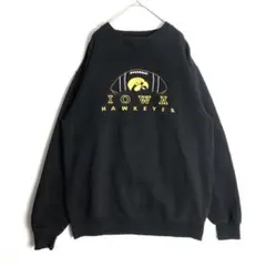 3352　IOWA　HAWKEYES　カレッジ　刺繍　ロゴ　スウェット　黒