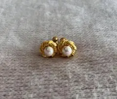 フラワーデザイン イヤリング ゴールド パール