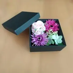 BOX　フラワーアレンジメント　造花アレンジメント 黒ボックス入り