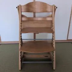 木製ハイチェア 高さ調整可能　大和屋　ガードなし