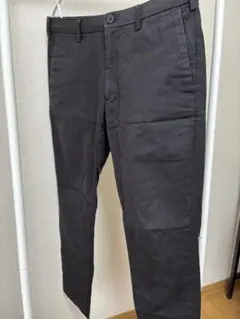 UNIQLO ブラック チノパン ウエスト79cm