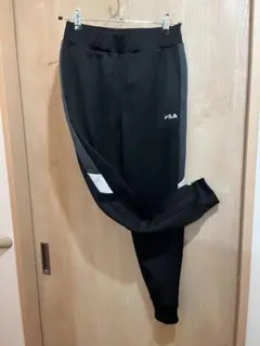 FILA サイドストライプ ジャージパンツM