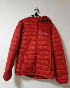 THE NORTH FACE 赤 ダウンジャケット フード付き