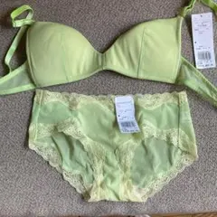 une nana coot ライトグリーン ブラジャーショーツセットのサムネイル