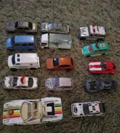おまとめ　トミカなど　ミニカー　パトカーなど　ジャンク