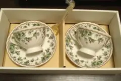 ナルミチャイナ　ナルミボーンチャイナ　ティーカップ　ソーサーセット　ペア