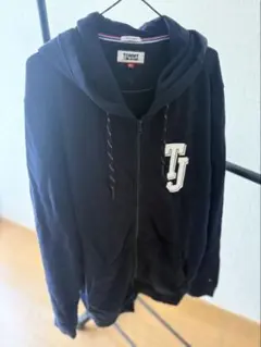 TOMMY ネイビー ジップアップフーディとスウェットパンツセットのサムネイル