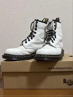 Dr.Martens ドクターマーチン ホワイト 8ホールブーツ UK5