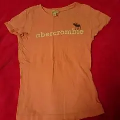 アバクロピンクTシャツ