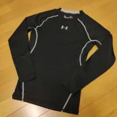 Under Armour ブラック アンダーシャツ　M