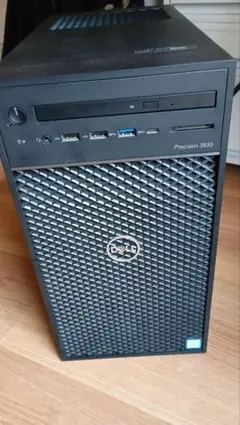 Dell Precision 3630/32GB/256GB+2TBのサムネイル