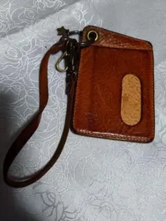 IL BISONTE パスケース カードケース　ヌメ