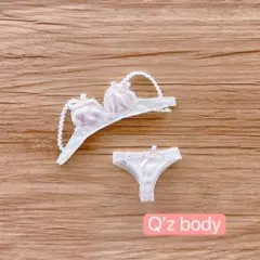 JANAYA ハンドメイド　新作 Q’z body服　ピンク　ブラとショーツのサムネイル