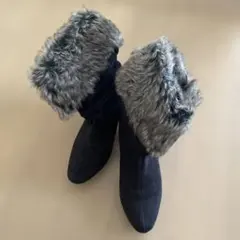 ブラックスエード ファー付きブーツ 中ヒール