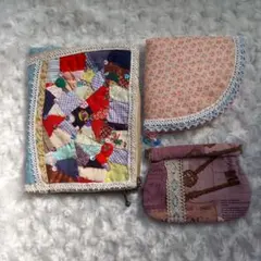 ハンドメイド　ポーチ３点 セット　手帳/コスメポーチ　ハギレ　リメイク