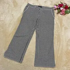 【HUMAN WOMANヒューマンウーマン】チェック柄クロップドパンツブラウンＳのサムネイル