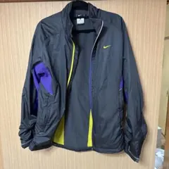 NIKE ナイロンジャケット ブラック パープル Sサイズのサムネイル