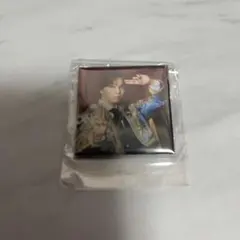 M!LK　スクエア缶バッジ　塩﨑太智