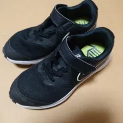 Nike Star Runner ブラックスニーカー 19cm