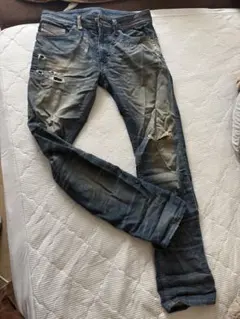 【人気】DIESEL THAVAR-NE ジョグジーンズ W28ダメージ加工