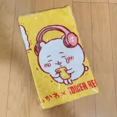 ちいかわ　タワーレコード　コラボ　缶バッジ　ハチワレ　タワレコ ちいかわ タワレコ 缶バッジ ハチワレ うさぎ TOWER RECORDS
