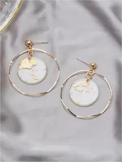 新品 ゴールドフープピアス 金箔付き